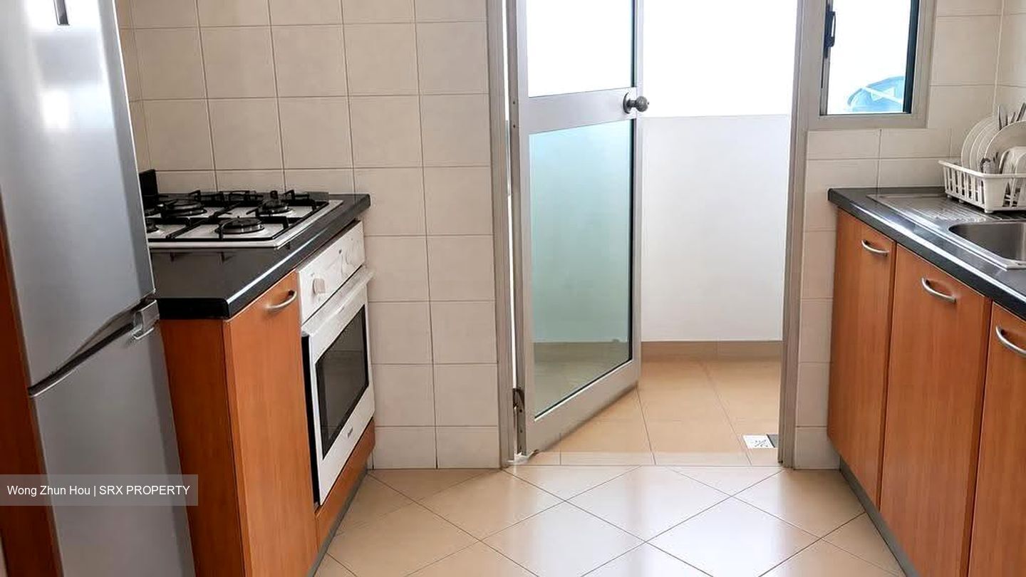 Trellis Towers (D12), Condominium #631111521